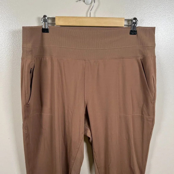 Athleta Venice Jogger Pants Size XL Rustic Brown Travel Comfy Athletic Casual - Picture 4 of 13
